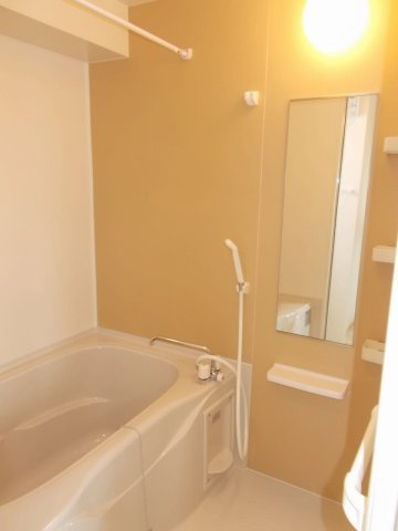 リバーサイド２の浴室