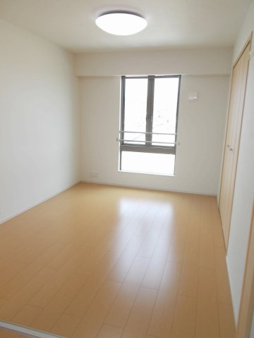 リバーサイド２の内装