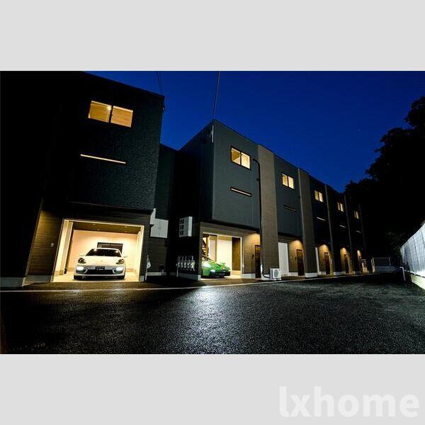 &Space茨木の駐車場|カースペースがあります