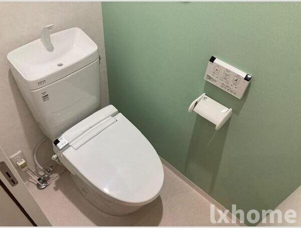 &Space茨木のトイレ|ゆったりとした空間のトイレです