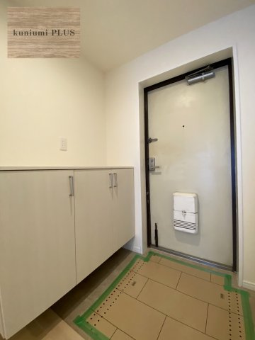 サンマンションアトレ太子橋の玄関