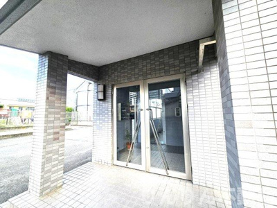 【エントランス】 | シーレグ山城 | ゆとりのあるエントランスです