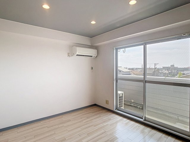 ウッドビレッジ高尾台の居間・リビング