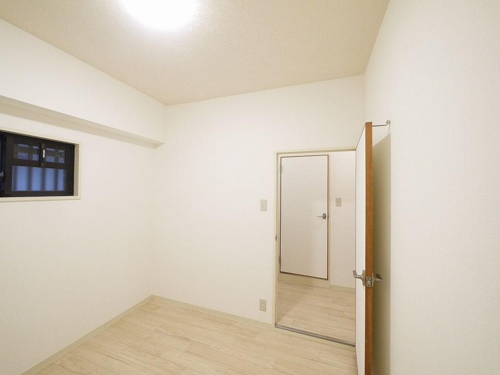 サンプラザ郡山の洋室