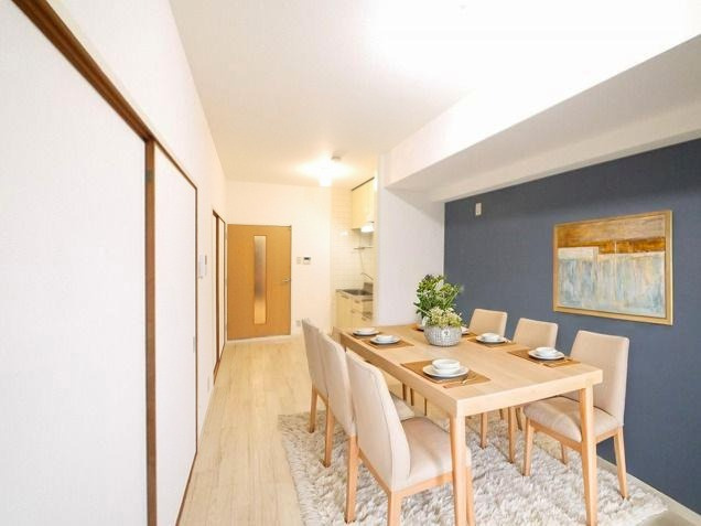 サンプラザ郡山の居間・リビング|CGで家具等を配置したもので家具等は含まれません