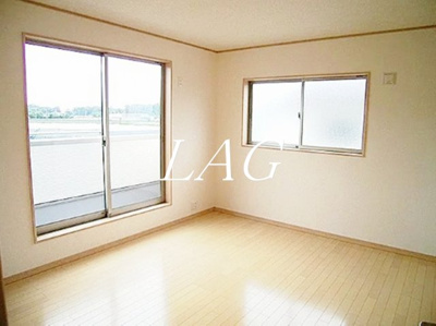 【居間・リビング】 | マリアージュ三ノ輪 | 洋室のお部屋です。