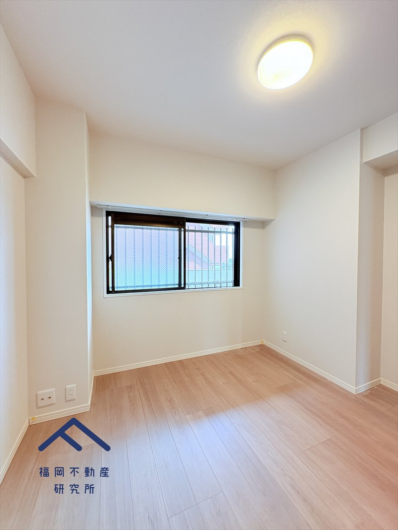 ライオンズマンション野間大池南の洋室