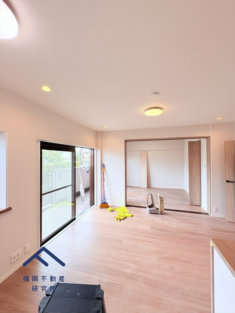 ライオンズマンション野間大池南の居間・リビング