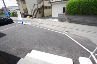 【駐車場】