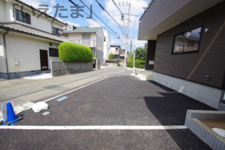 【駐車場】