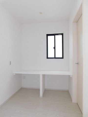 名古屋市南区赤坪町1期のその他|◇スタディカウンター◇　　お子様の勉強や家事スペースなどに使えるカウンター付き！