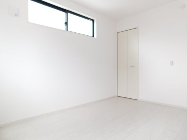 名古屋市南区赤坪町1期の洋室|◇洋室◇　　南面で明るい洋室６．０帖　全居室収納完備！