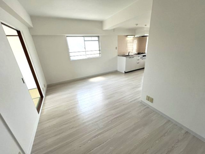 【居間・リビング】 | リアライズ御影（旧御影ハイツ）