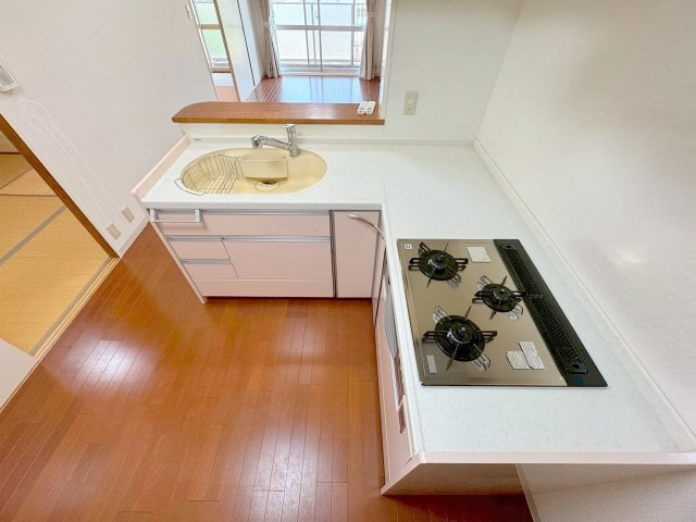 新大阪グランドハイツ1号棟のキッチン