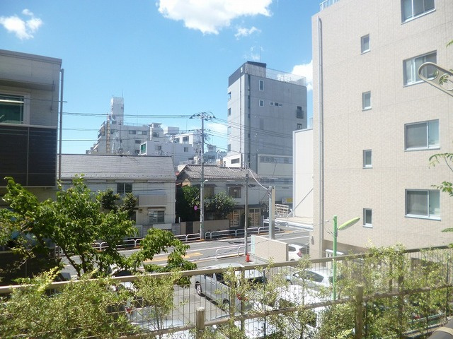 下北沢テラス１の展望|★1階ですが人目も気になりません★