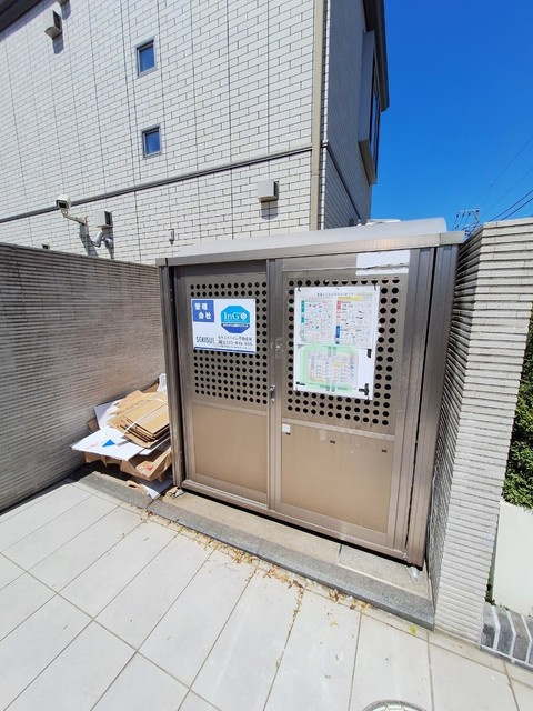 下北沢テラス１のその他共用部分|ゴミストッカー