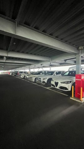 レスタージュ伊丹サーフアライブの駐車場|駐車場