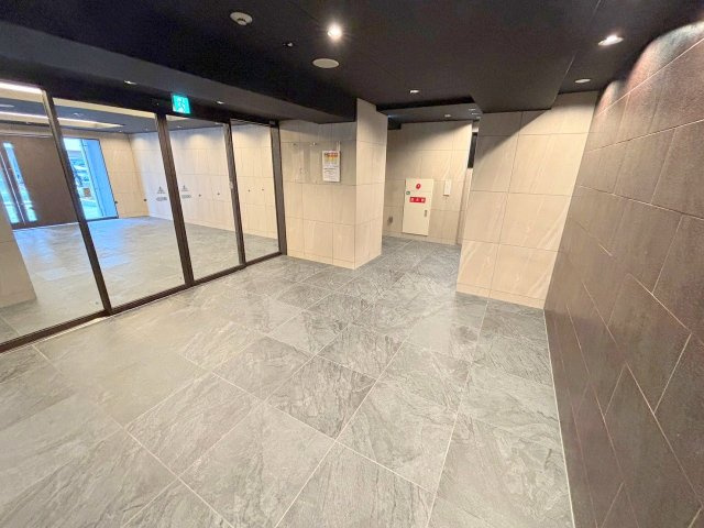 LIVIAZ SHIN-OSAKA Cielのロビー