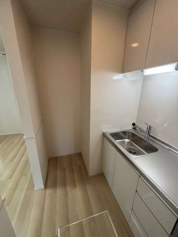 Ｌ－Ｆｒｏｎｔ　雅のキッチン