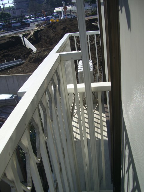 グリーンハイムアツのバルコニー|バルコニーからの眺めを楽しみながら食事をしませんか