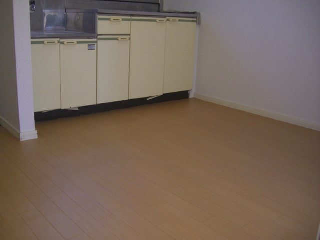 グリーンハイムアツの居間・リビング|居間です