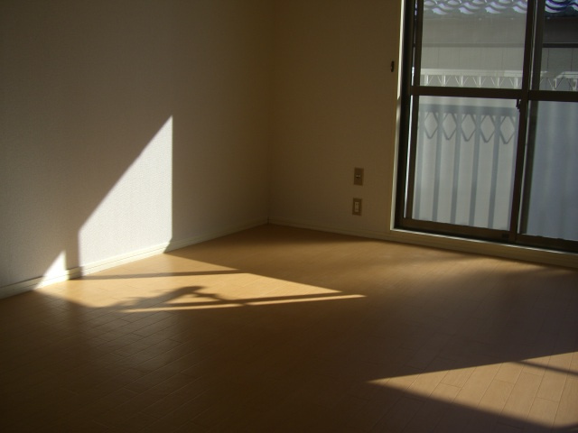 グリーンハイムアツの洋室|コンパクトで使いやすい洋室です