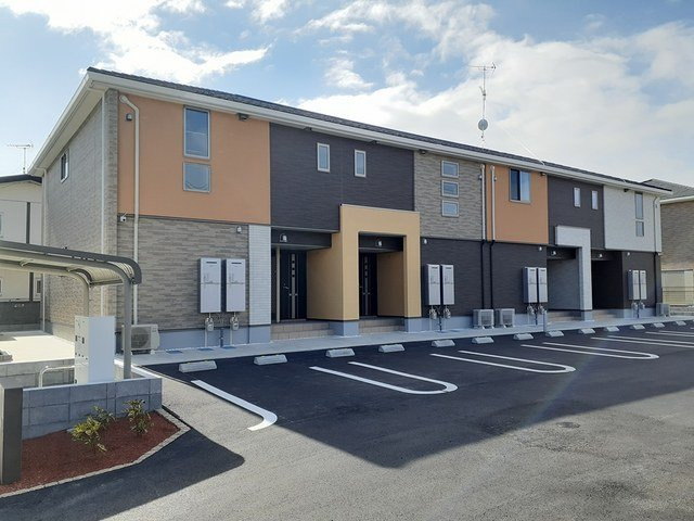 パインオークⅥの外観