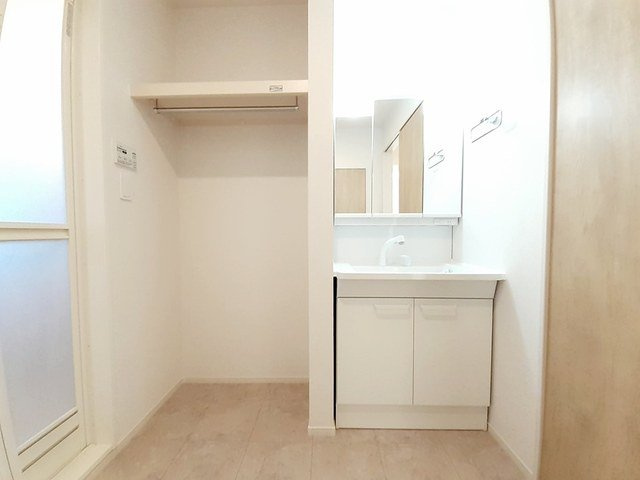 パインオークⅥの洗面所