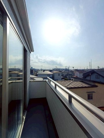三郷市　幸房　新築戸建　　全1棟　のバルコニー|広々としたバルコニーです