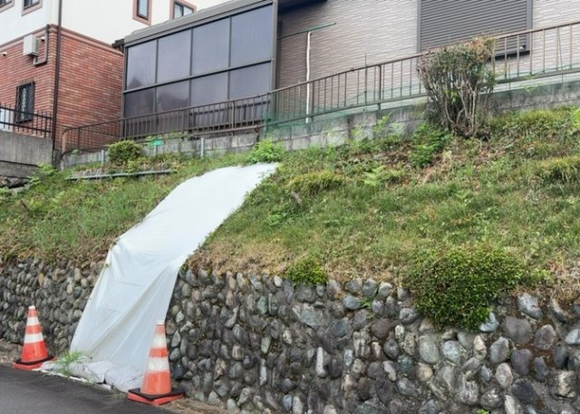 【外観】 | 土地の面積＝住宅面積ではありません。建ぺい率の問題などで、土地のある場所によって住宅を建てられる面積は限られています。高さもしかり、「土地」という言葉の中には、建築条件も含まれると考えておきましょう。