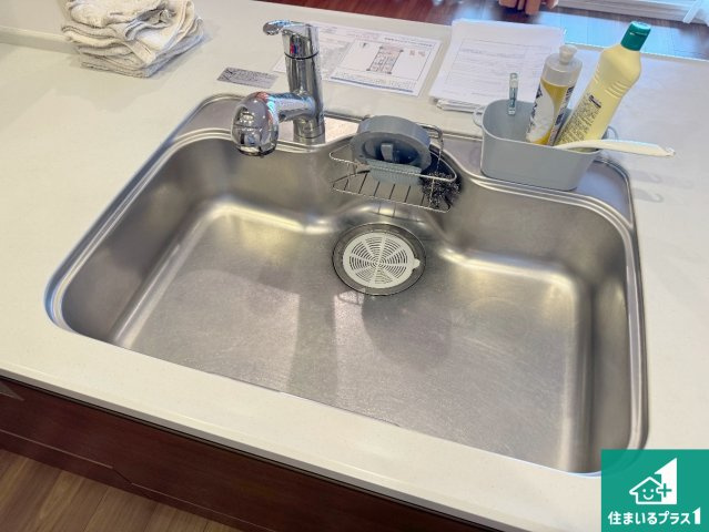 ブランズさくら夙川の設備|広々としたシンクで食器洗いも楽々！