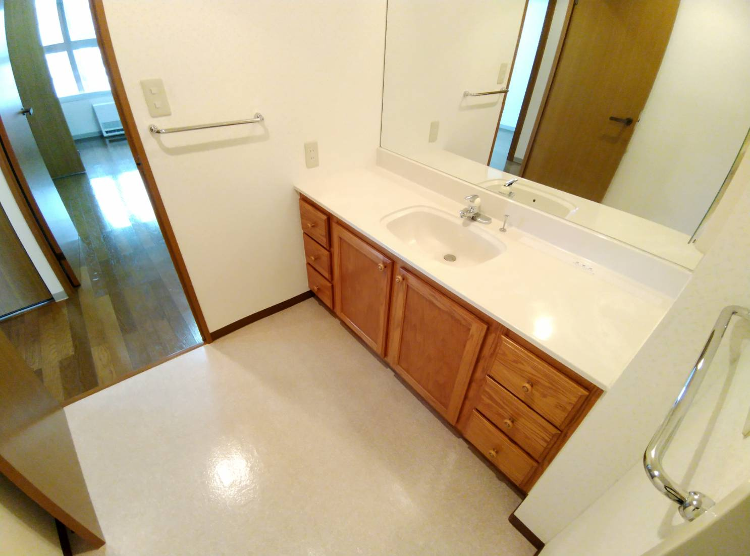 芦野マンションの洗面所