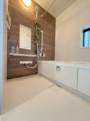 御殿場市御殿場８３番　新築戸建　全2棟　A号棟の浴室