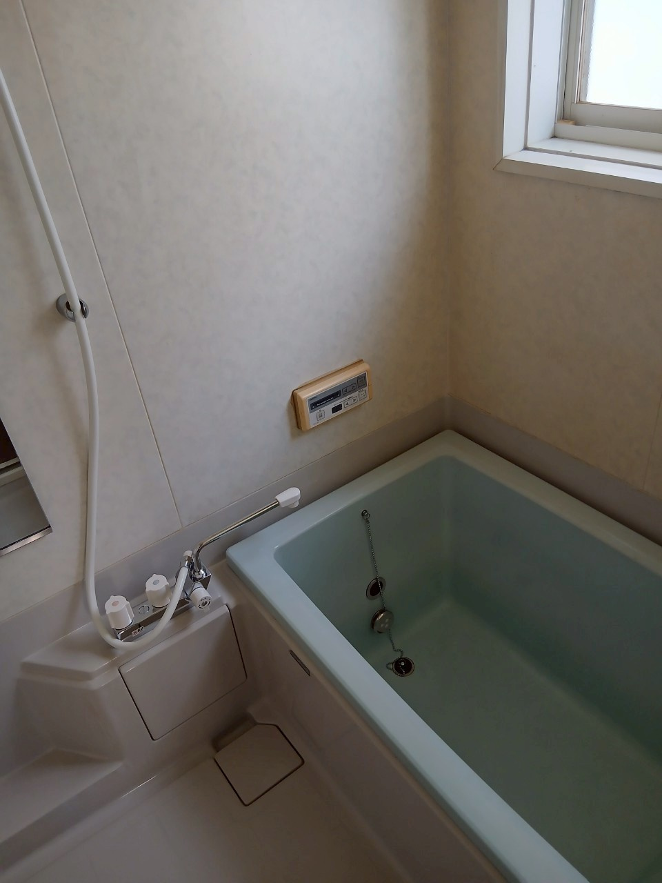 沢口町成川様貸家の浴室|お風呂です