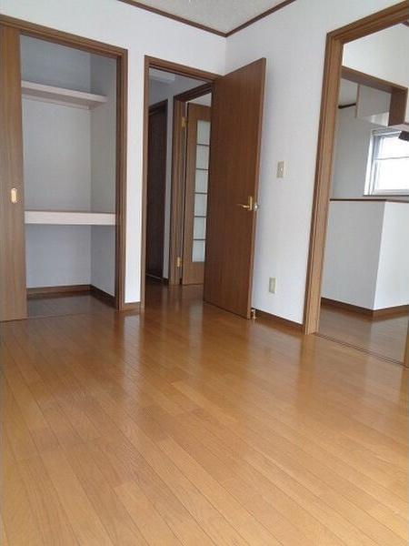 メゾンセレーノ壱番館の収納