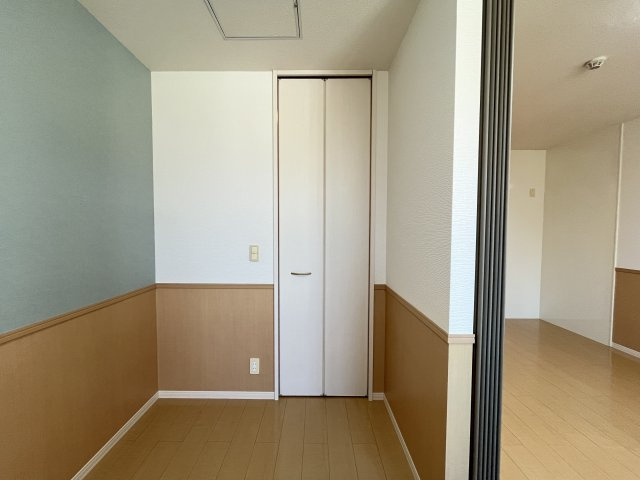 サウスグラースの洋室