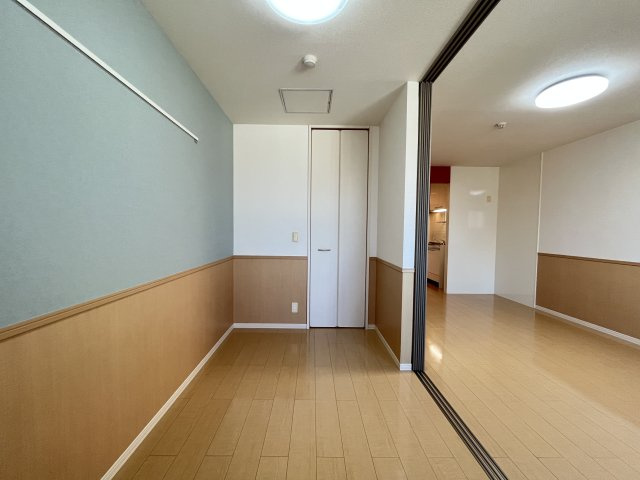 サウスグラースの洋室