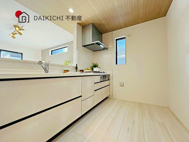 【キッチン】 | 羽生市中岩瀬　GRAFARE　新築戸建　全3棟　2号棟