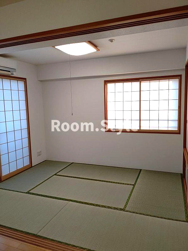 ゼファー北小岩クリアスの和室|伝統的な日本の美しさを感じさせる落ち着いた空間。