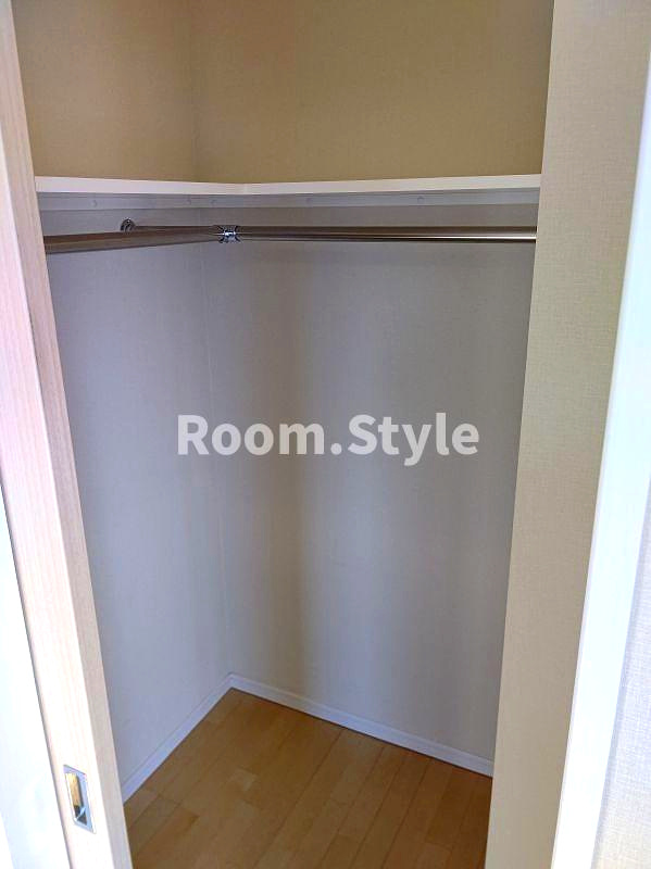 ゼファー北小岩クリアスの収納|収納力備えたウォークインクローゼット付。