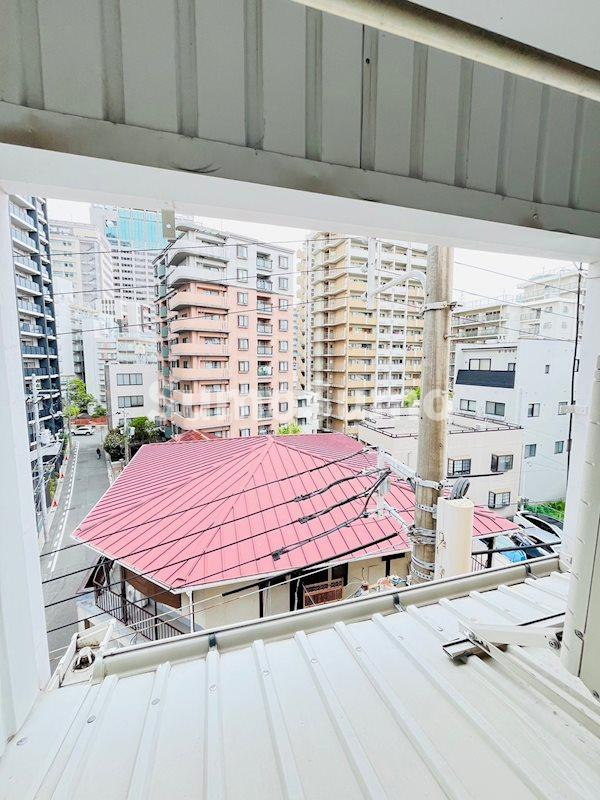 シルフィード・ドゥ・花隈のバルコニー