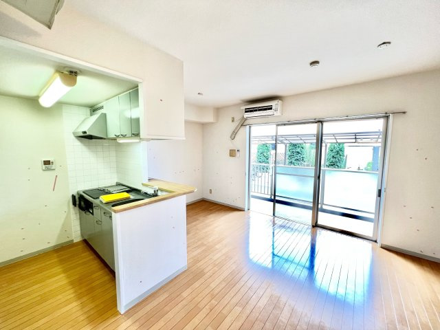 アスモ・グランデの内装|※別部屋参考写真