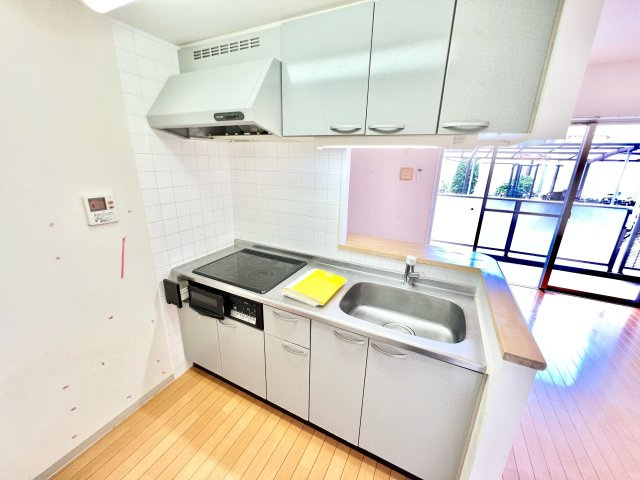 アスモ・グランデのキッチン|※別部屋参考写真