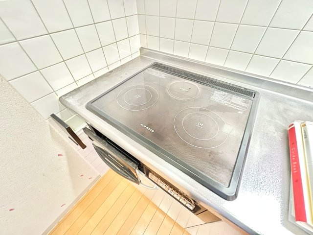 アスモ・グランデのキッチン|※別部屋参考写真