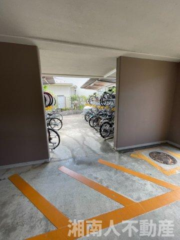 日神パレステージ辻堂の駐輪場
