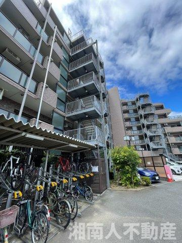 日神パレステージ辻堂の駐輪場