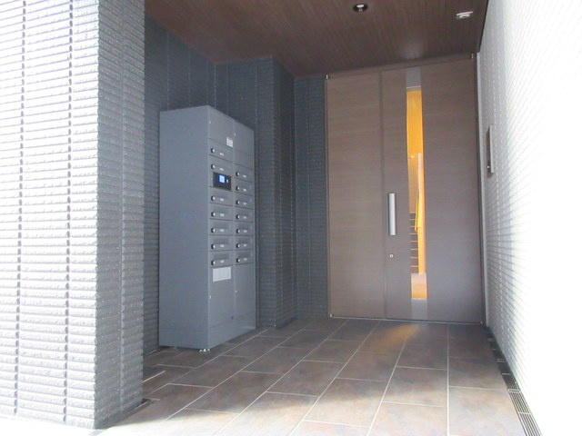 レ　セレニタⅡのエントランス|★エントランス★