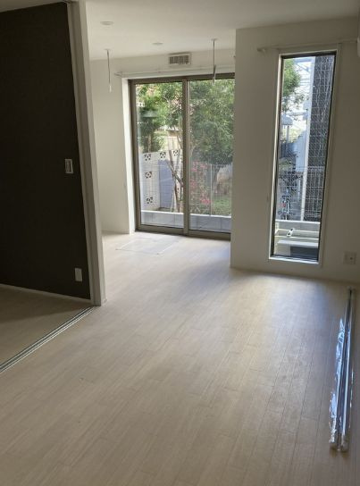 さいたま市南区文蔵２丁目のアパートの居間・リビング