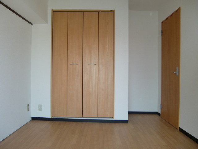 メゾン１０１の洋室