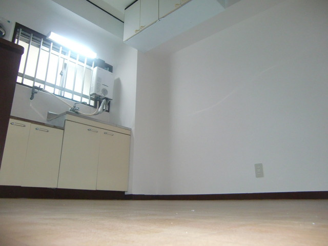 メゾン１０１の居間・リビング